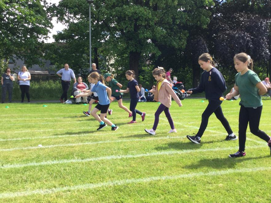 P4 Girls Egg and Spoon Race 2 