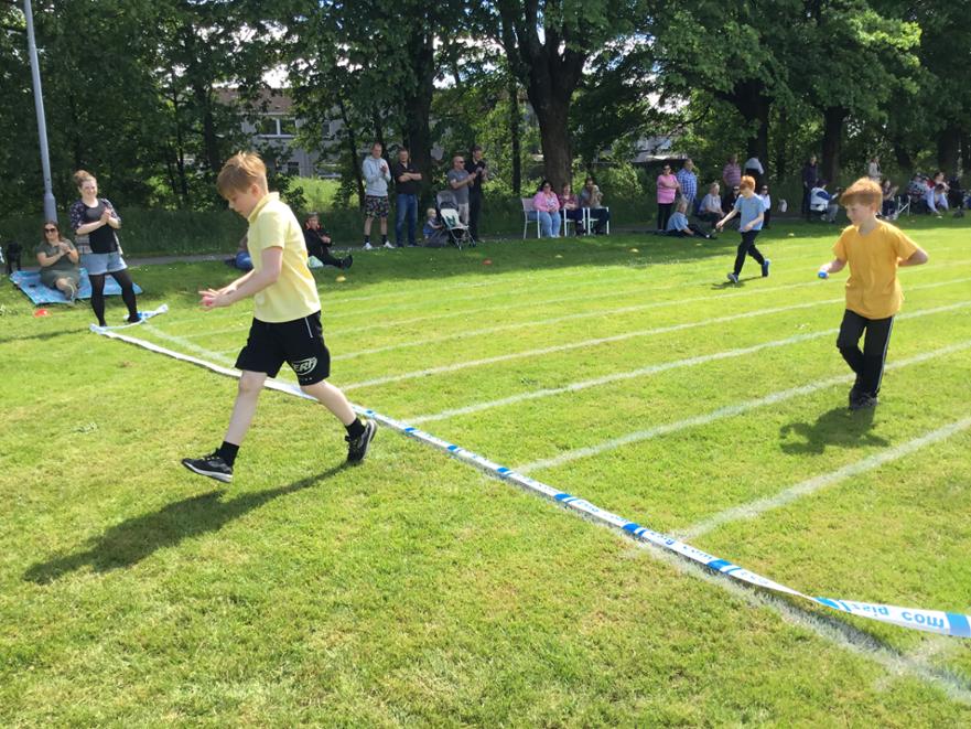 P5 Boys Egg and Spoon Race 3 