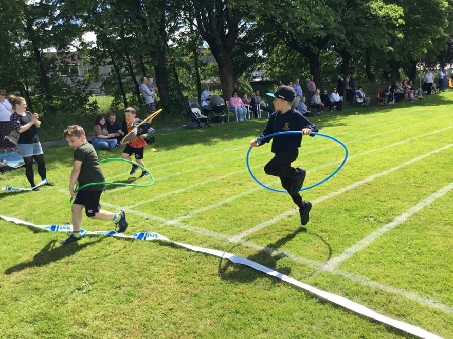 P3 Boys Hoop Skipping Race 4 