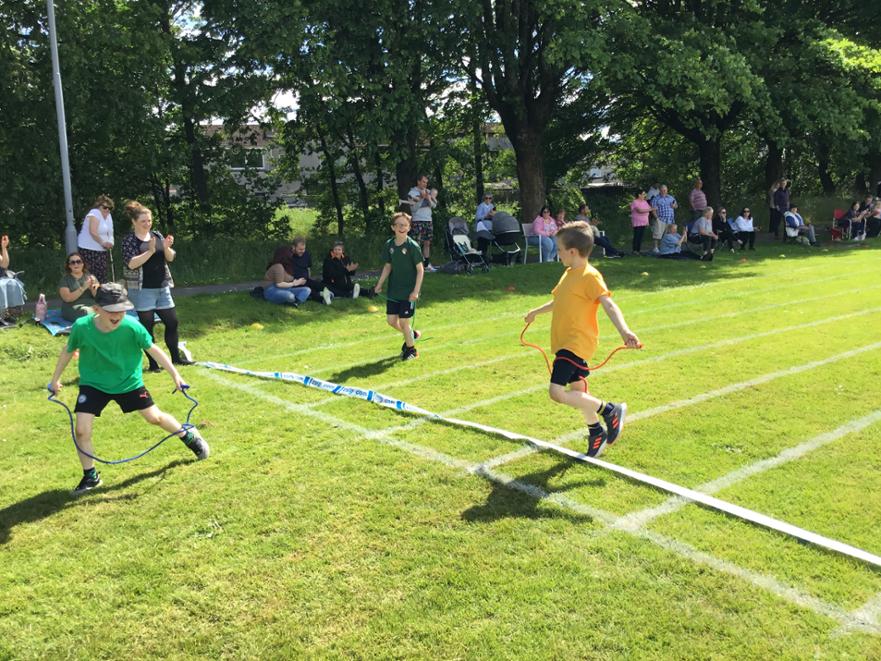 P4 Boys Skipping Race 3 